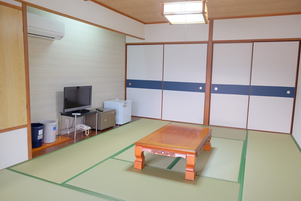 和室10畳 バス・トイレ別 客室2 | サンセットすさみ