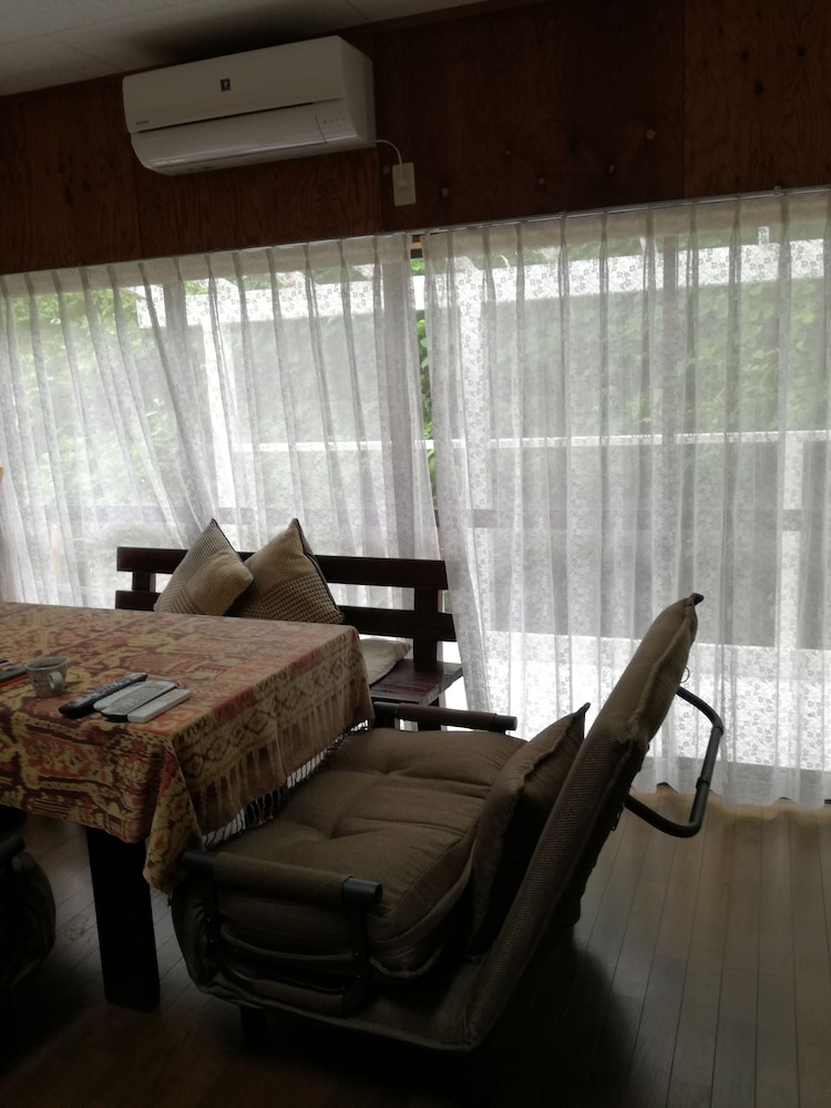 ロビーラウンジ1 | 空と風「くーあんど・ふー」 ロビーラウンジ1 | 空と風「くーあんど・ふー」