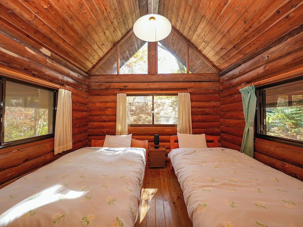 [貸切コテージ] 丸太がかわいい -カンパニュラ- 1-6名様 禁煙 客室0 | ルネス軽井沢