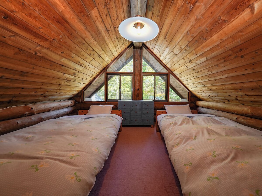 [貸切コテージ] 丸太がかわいい -カンパニュラ- 1-6名様 禁煙 客室4 | ルネス軽井沢