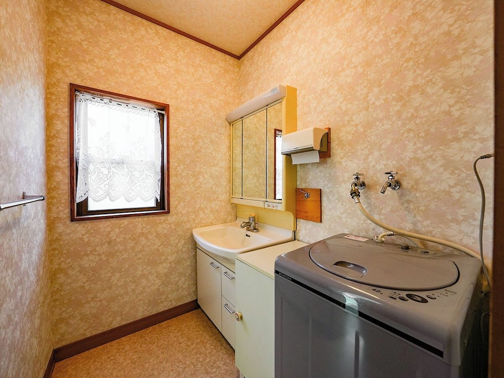 [貸切コテージ] キッチンが自慢 -アリエッティ- 1-6名様 禁煙 バスルーム1 | ルネス軽井沢