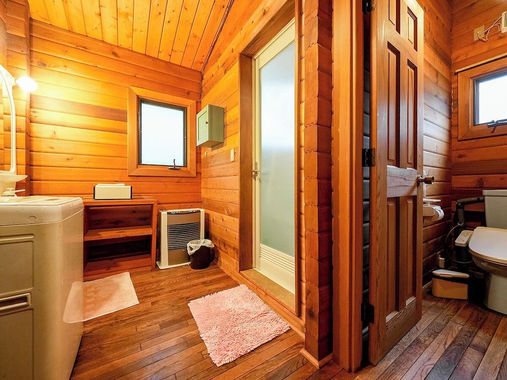 [貸切コテージ] おしゃれなログ調 -アン- 1-5名様 禁煙 バスルーム0 | ルネス軽井沢