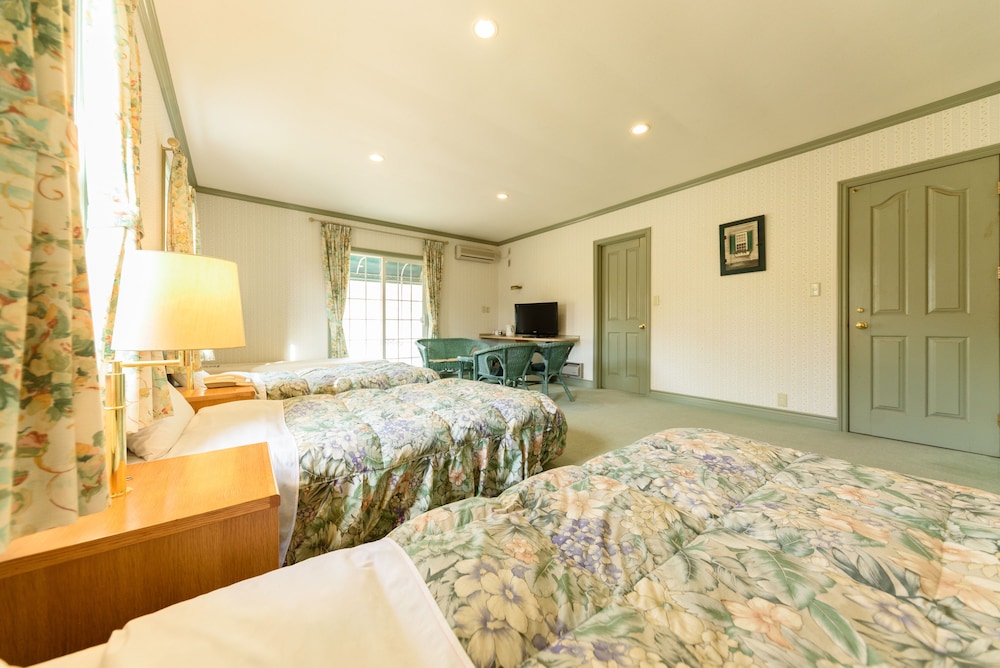 [第2別館] フォース 客室3 | 久住高原 銀河のやどきのこ 2 世号