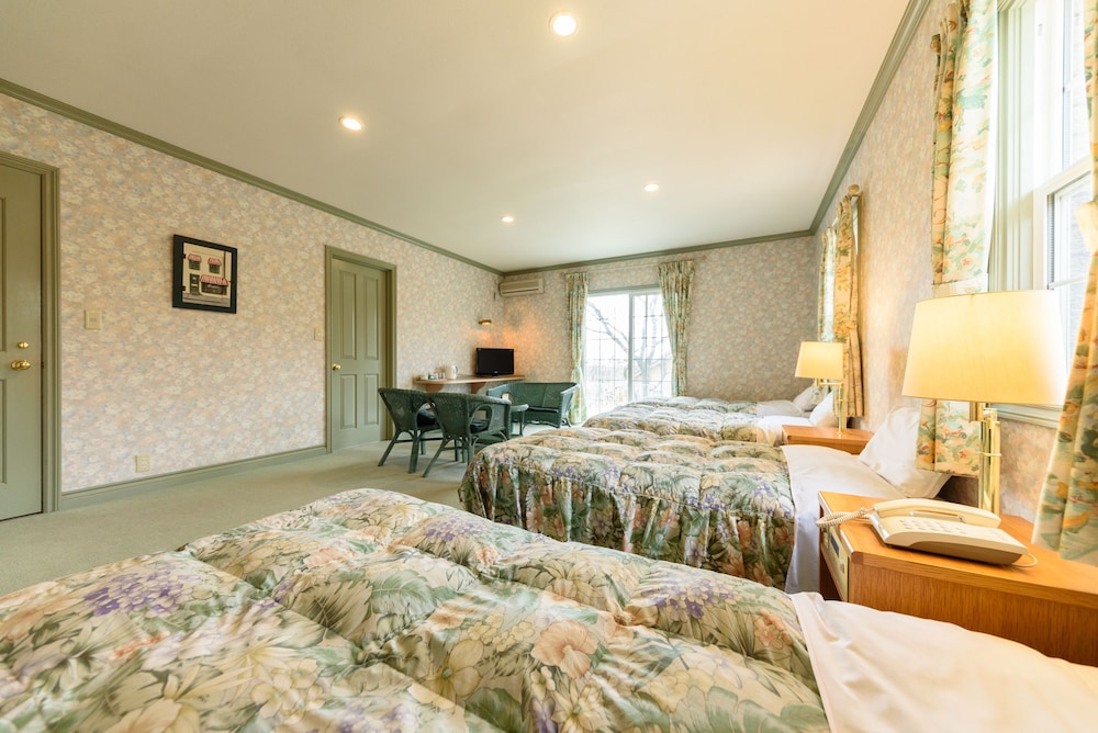 [第2別館] フォース 客室2 | 久住高原 銀河のやどきのこ 2 世号