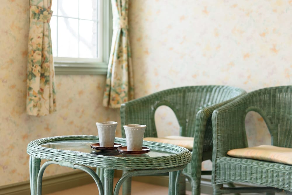 [第2別館] ツイン 客室3 | 久住高原 銀河のやどきのこ 2 世号