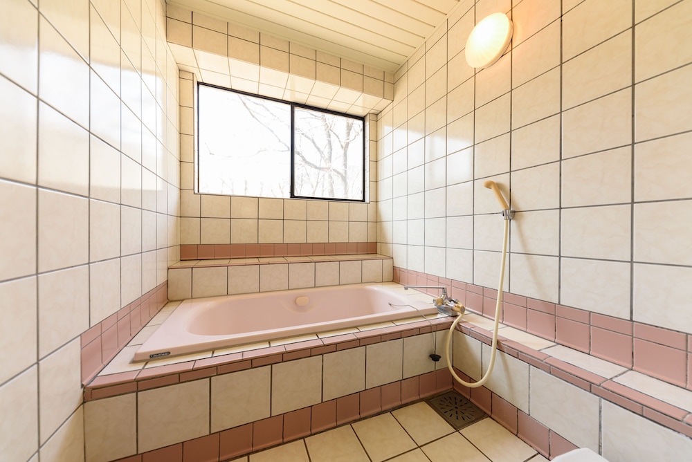 [第1別館] メゾネット バスルーム0 | 久住高原 銀河のやどきのこ 2 世号