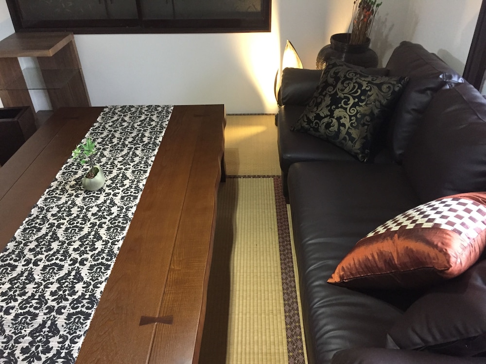 スタンダード ハウス 3 ベッドルーム 禁煙 リビング エリア1 | クールレジデンス 小樽