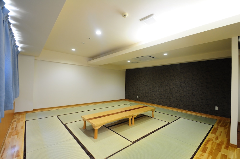和室20畳 客室1 | ホテル海邦石垣島