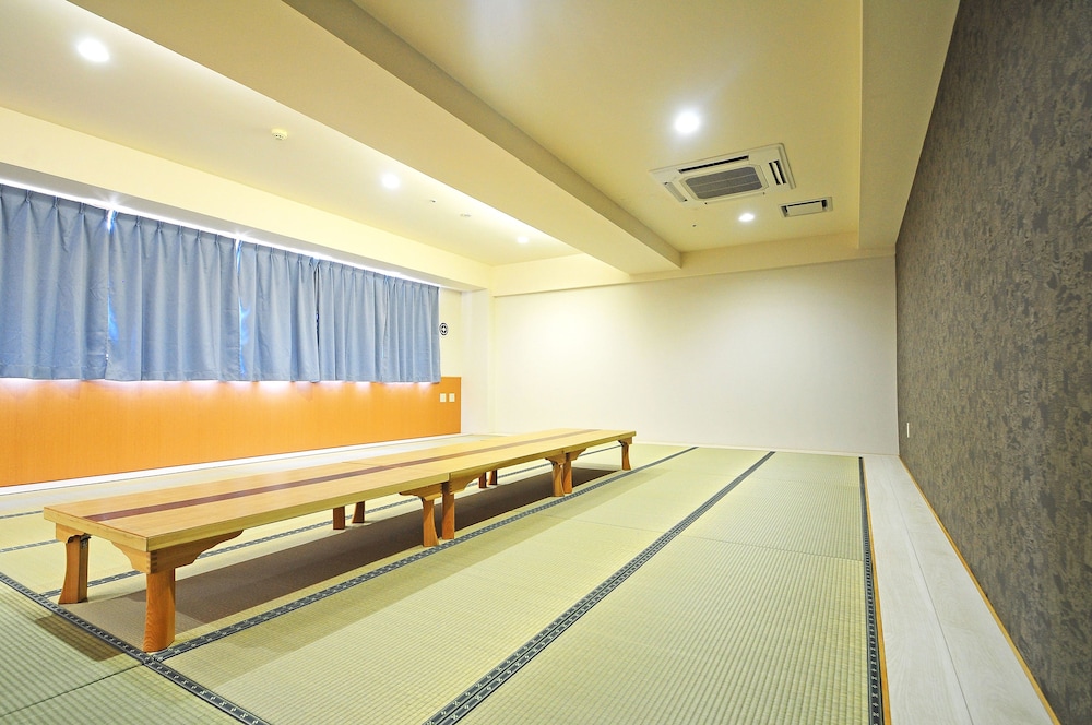 和室25畳 客室1 | ホテル海邦石垣島