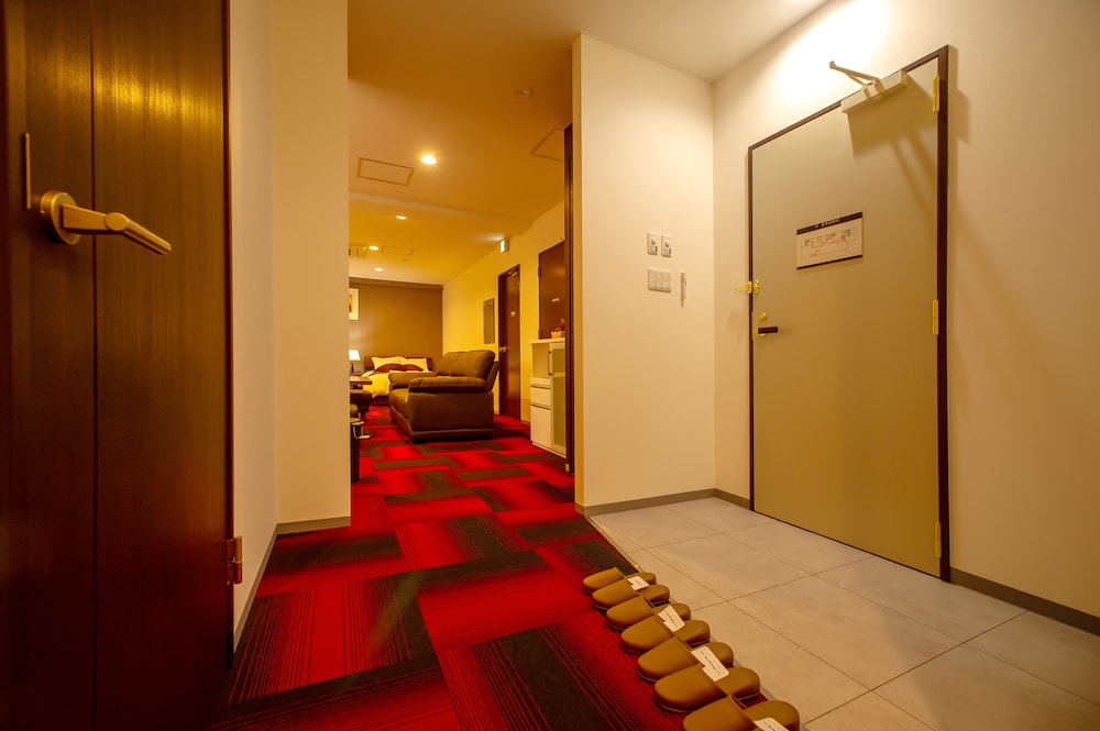 スイートルーム 201 リビング エリア1 | コンドミニアム ステラサイト