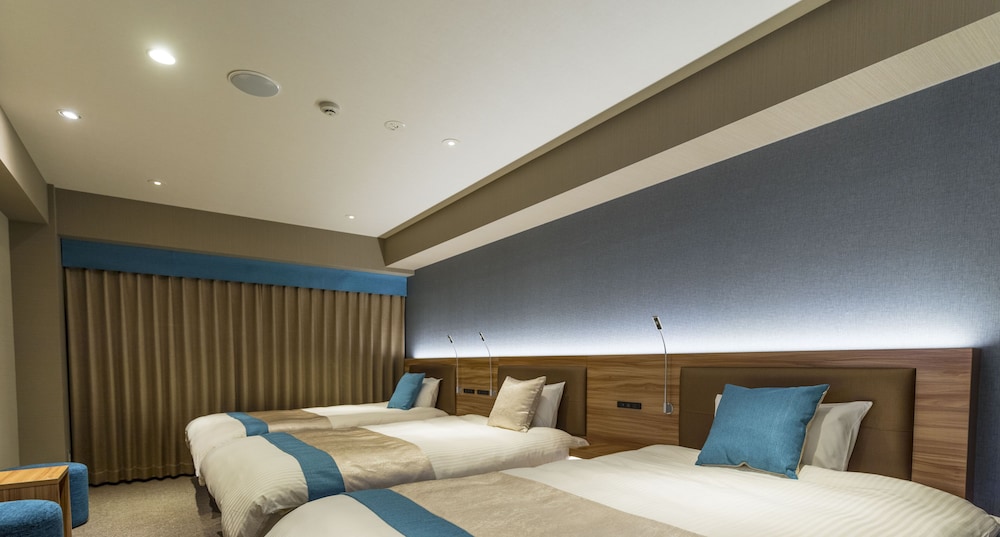 訳ありトリプルルーム (早朝から騒音が発生します) 客室2 | ワットホテル & スパ 飛騨高山