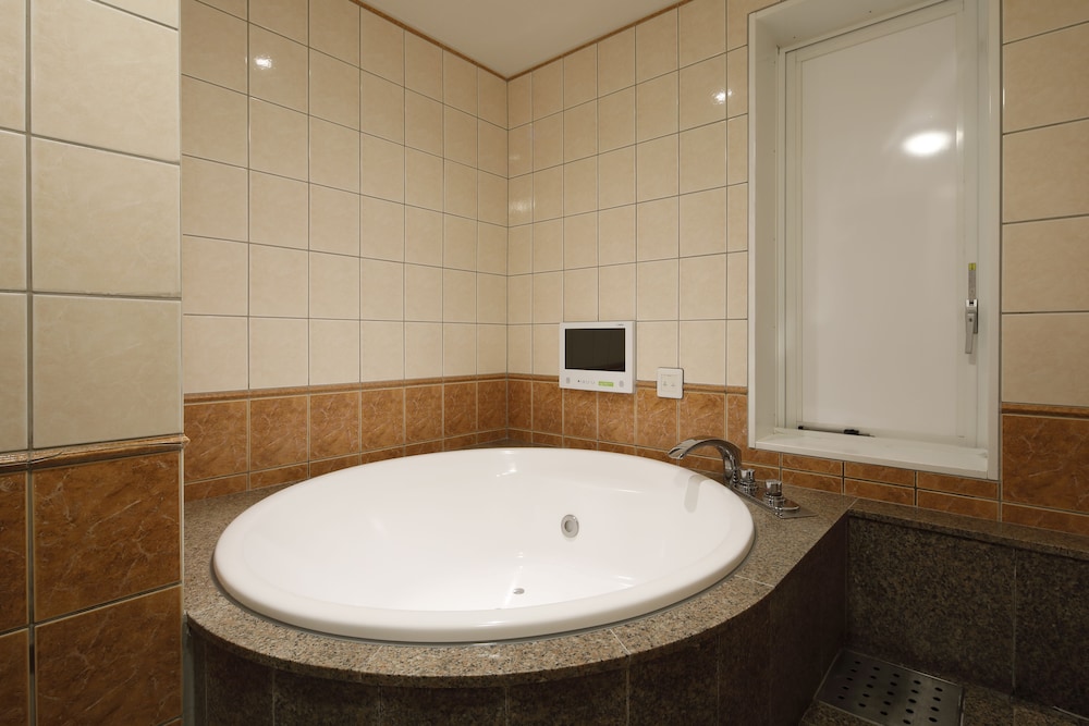 スタンダード ダブルルーム バスルーム3 | ホテルバレンタイン東郷 - アダルトオンリー