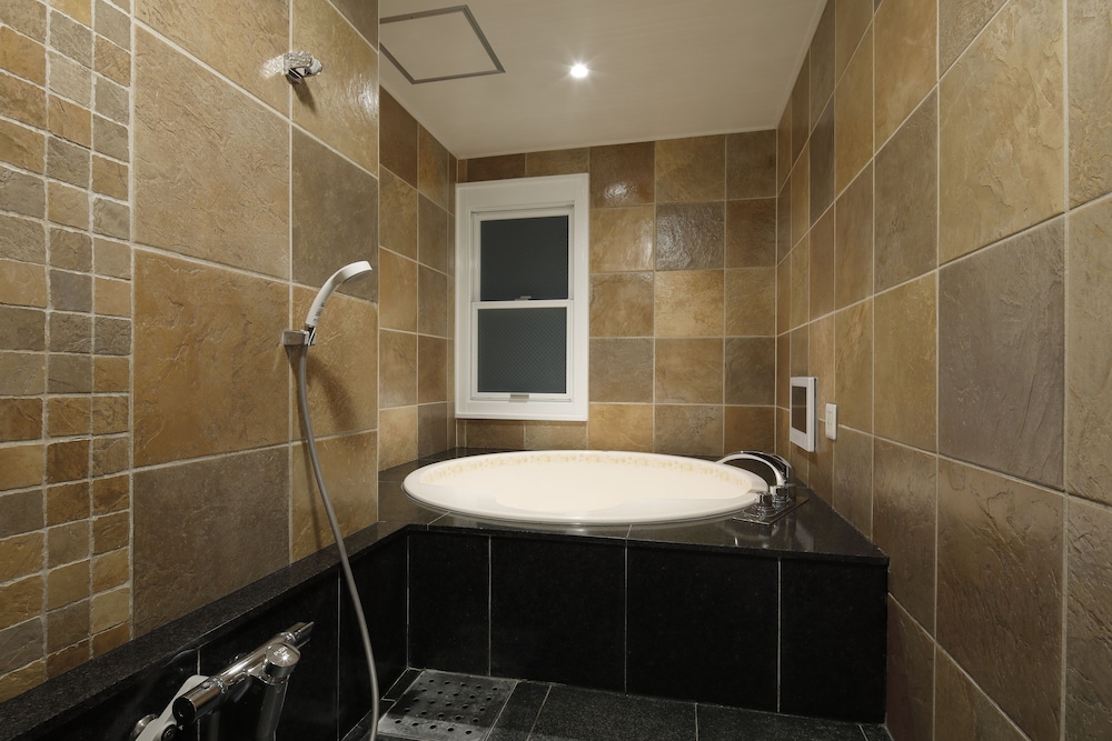 スタンダード ダブルルーム バスルーム2 | ホテルバレンタイン東郷 - アダルトオンリー