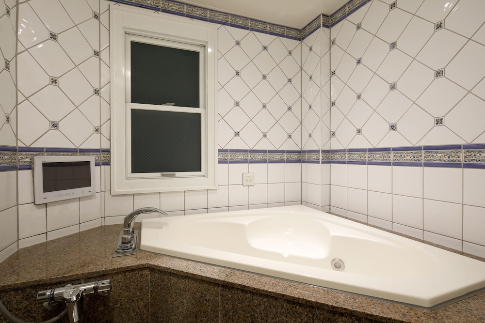 スタンダード ダブルルーム バスルーム1 | ホテルバレンタイン東郷 - アダルトオンリー