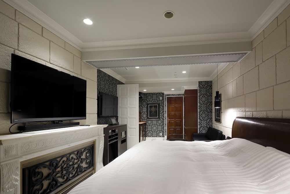 デラックス ダブルルーム 客室4 | ホテルバレンタイン東郷 - アダルトオンリー