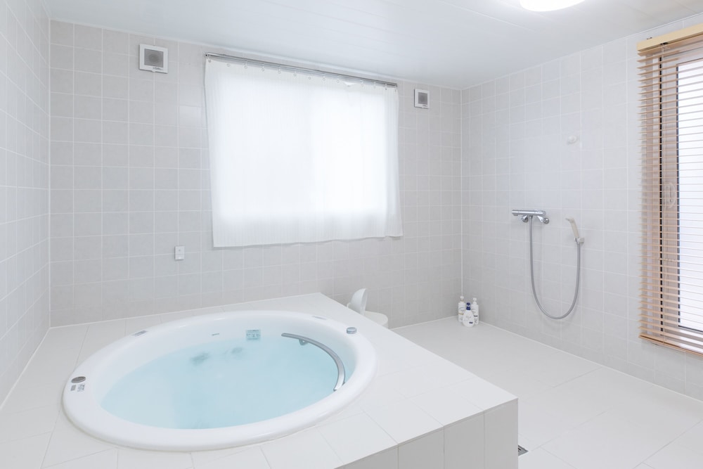 2号棟 バスルーム0 | 貸別荘 TEATREES