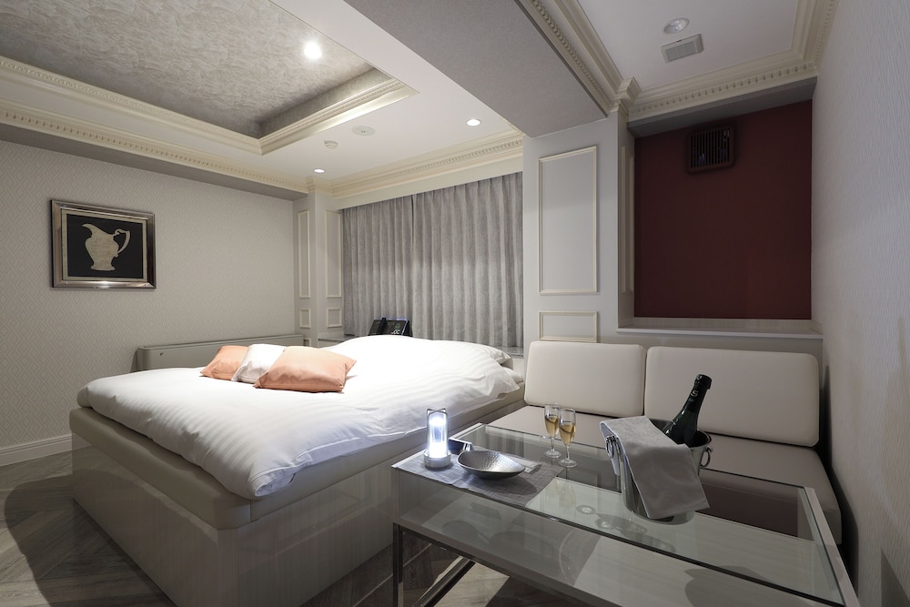 クイーンルーム スパバス付 喫煙 客室5 | ホテルバレンタイン知立店 - 大人限定