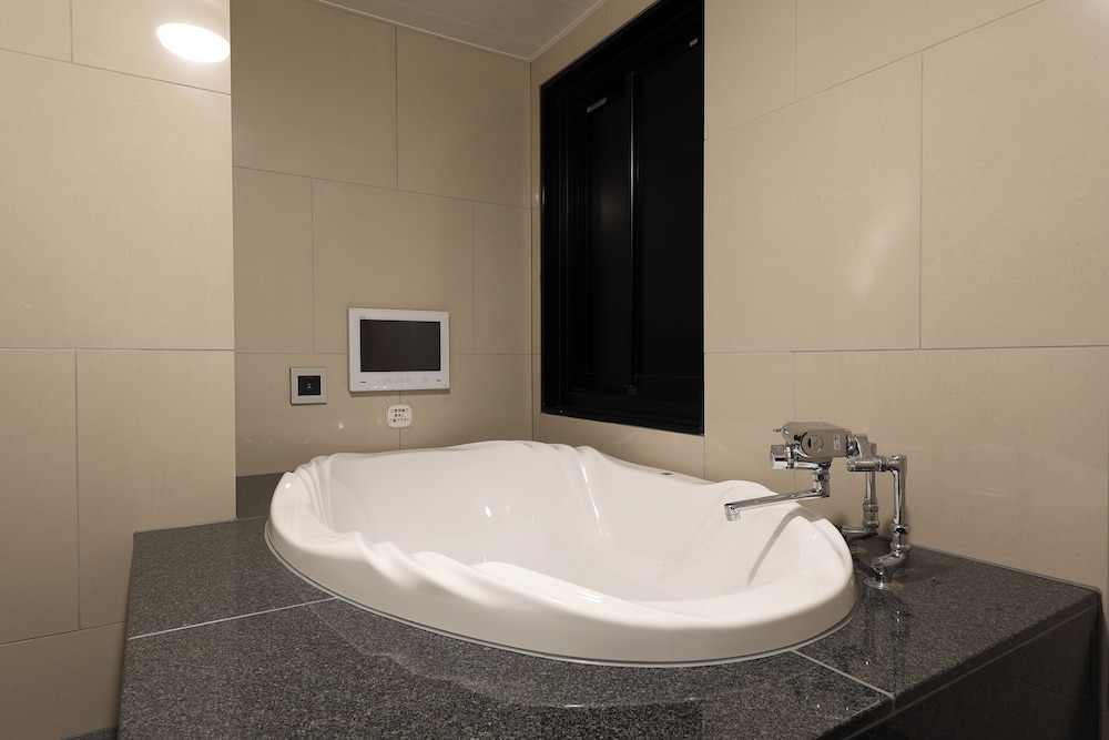 ダブルルーム 専用バスルーム付 禁煙 バスルーム2 | ホテルバレンタイン知立店 - 大人限定