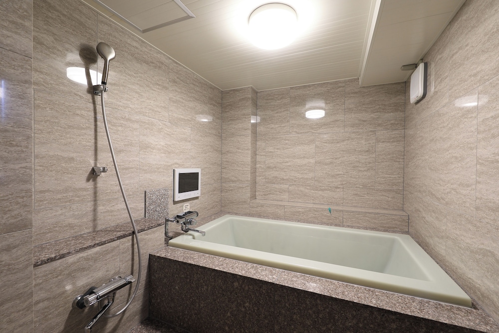 クイーンルーム スパバス付 喫煙 バスルーム2 | ホテルバレンタイン知立店 - 大人限定