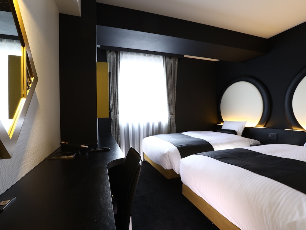 【禁煙】ツインルーム/ベッド幅120cm×2台/2名まで/19㎡ 客室10 | ホテルウィングインターナショナルセレクト大阪梅田