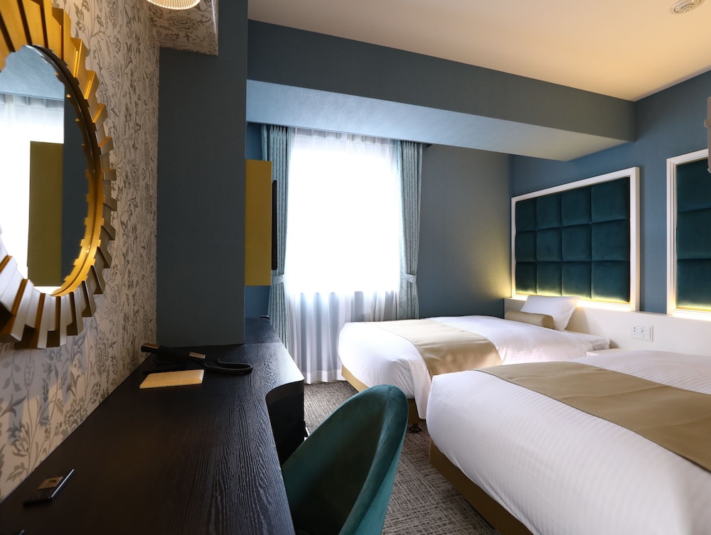 【禁煙】ツインルーム/ベッド幅120cm×2台/2名まで/19㎡ 客室18 | ホテルウィングインターナショナルセレクト大阪梅田