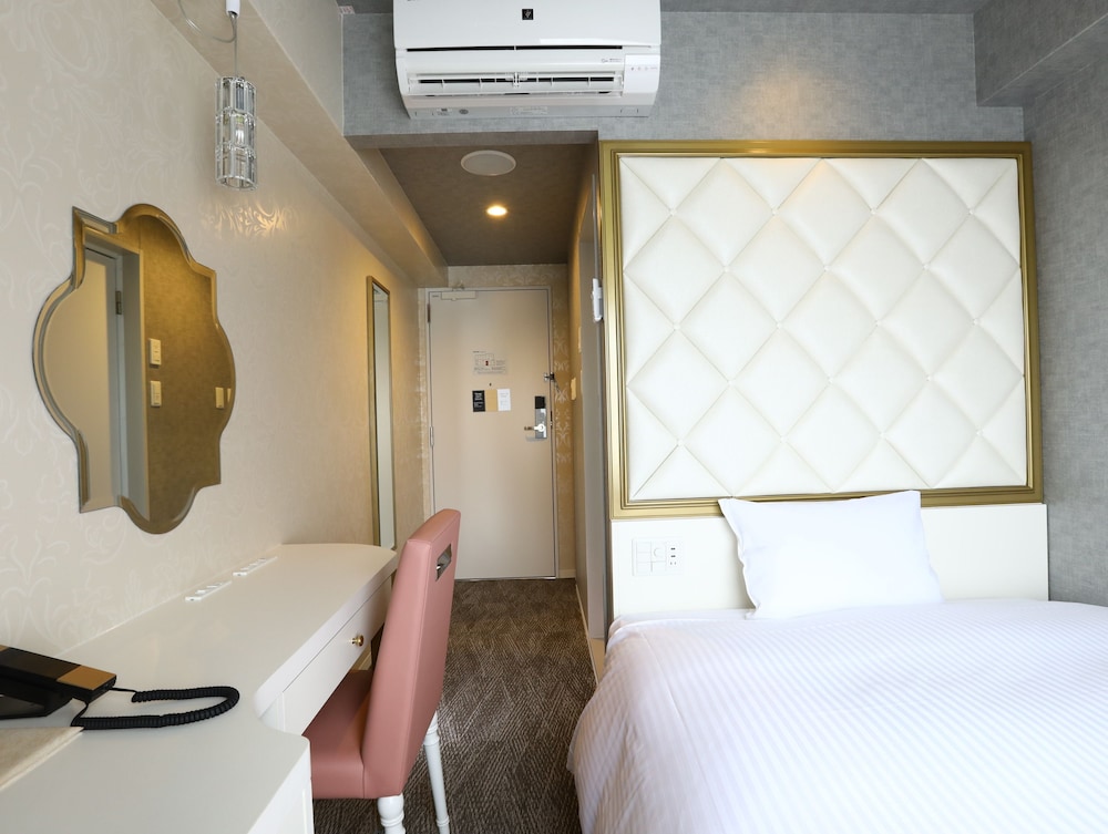 【禁煙】セミダブルルーム/ベッド幅140cm×1台/2名まで/12㎡ 客室5 | ホテルウィングインターナショナルセレクト大阪梅田