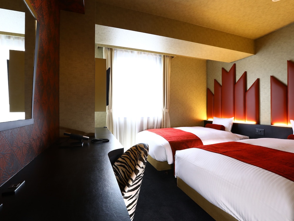 【禁煙】ツインルーム/ベッド幅120cm×2台/2名まで/19㎡ 客室4 | ホテルウィングインターナショナルセレクト大阪梅田