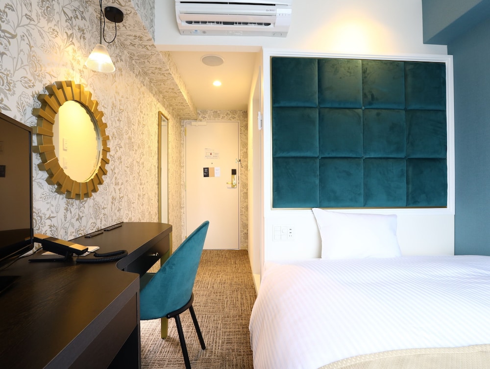 【禁煙】セミダブルルーム/ベッド幅140cm×1台/2名まで/12㎡ 客室4 | ホテルウィングインターナショナルセレクト大阪梅田