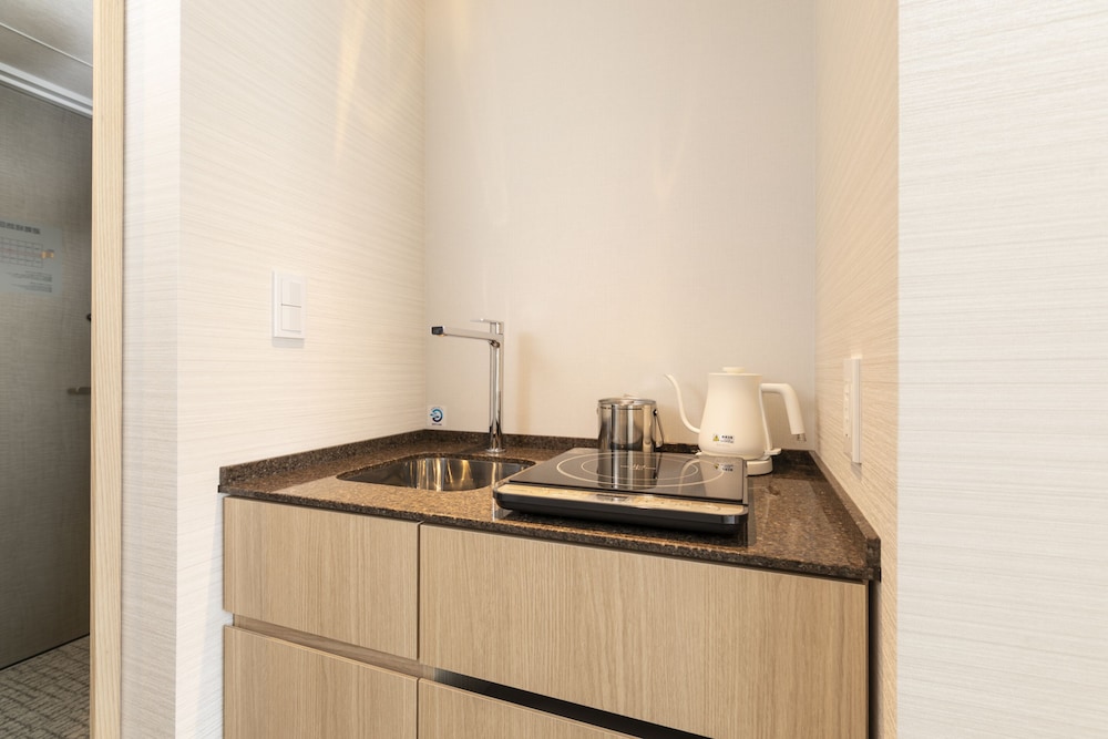 レジデンシャルツインルーム 禁煙 [洗濯乾燥機付] 専用キッチン0 | 東急ステイ博多