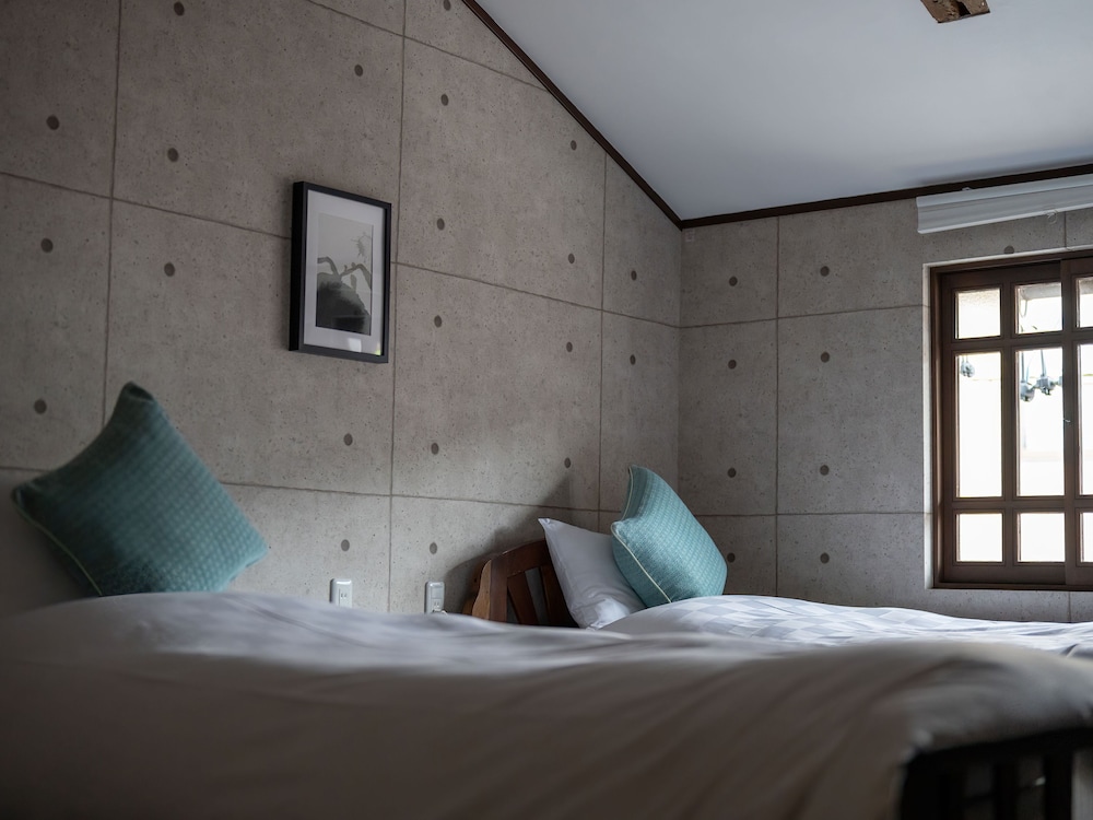 ツインルーム 客室8 | 町家ホテルおやど baison