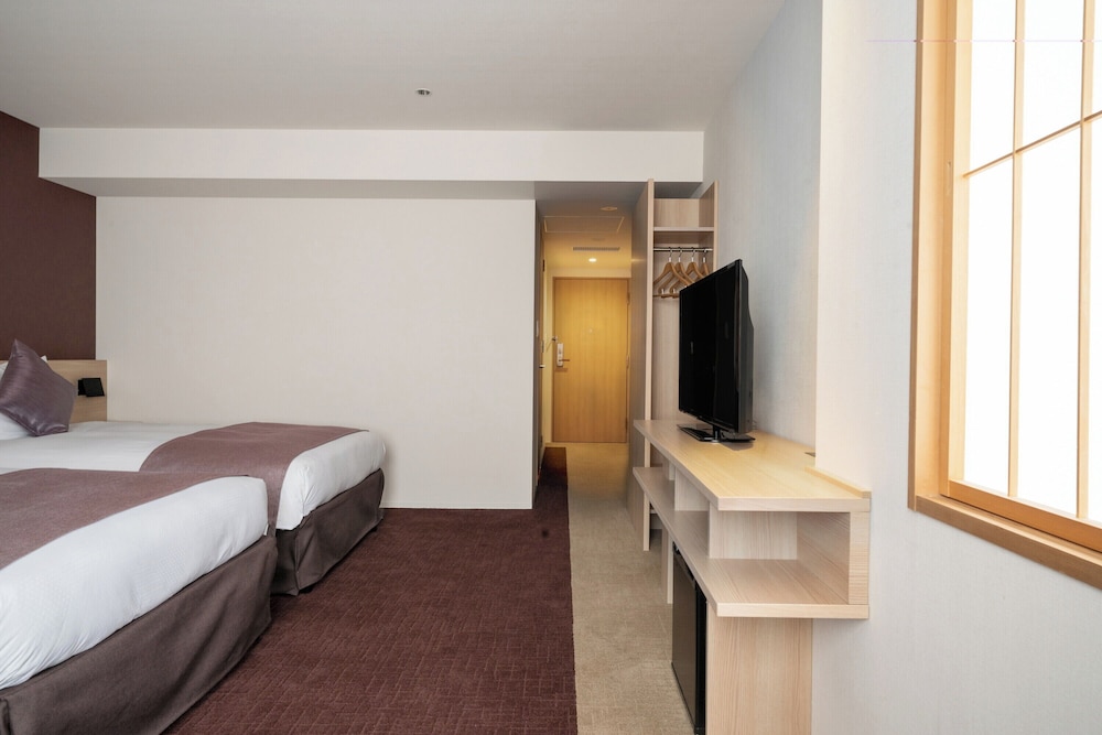 デラックス ツインルーム (3名利用) 客室5 | ホテルビスタプレミオ京都 和邸