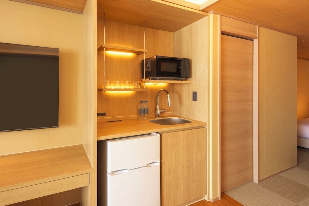 デラックス ルーム 客室2 | 石花海