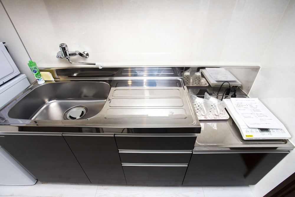 ツインルーム 専用キッチン0 | COZY STAY in 糸満