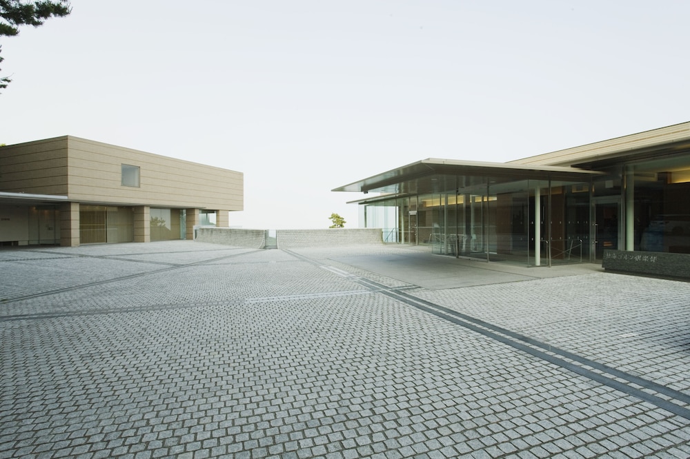 施設の正面1 | 熱海倶楽部迎賓館 施設の正面1 | 熱海倶楽部迎賓館