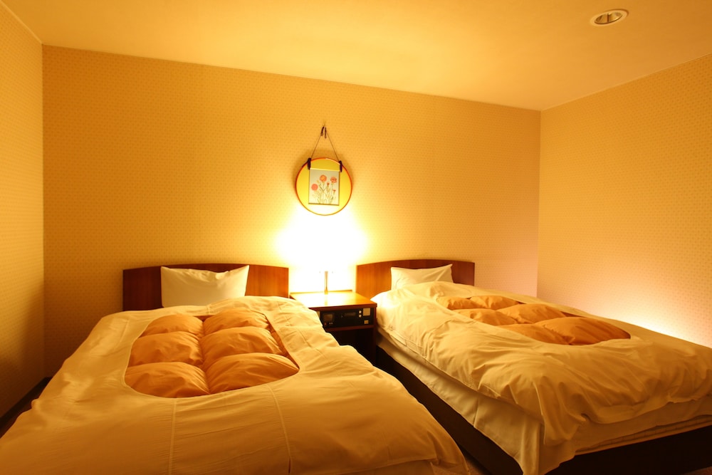 和洋室 スーペリアルーム 共用バスルーム 客室2 | ホテル東館