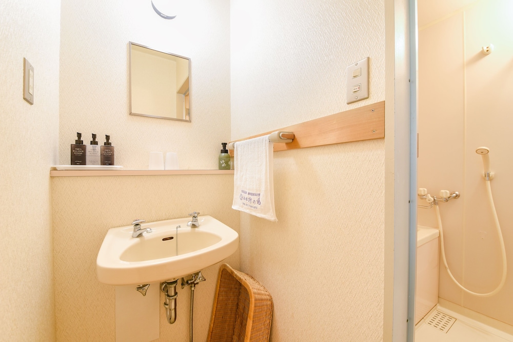 和室10畳 専用バス・トイレ付 喫煙可 客室6 | 本陣の宿 柳の湯