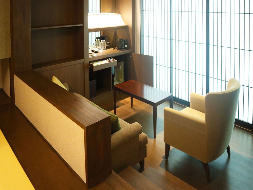 和室ジュニアスイート 禁煙 (3名様以上に限り、お布団のご用意あり) 客室4 | ルグラン軽井沢ホテル & リゾート