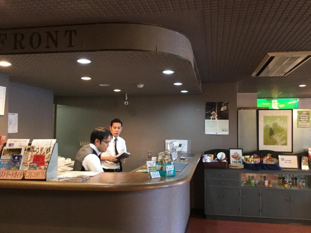 ロビー1 | ホテルパレス仙台