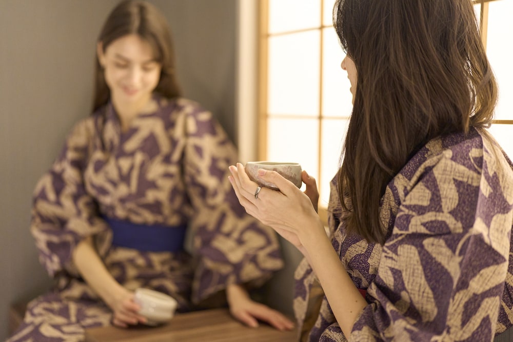 ツインルーム 禁煙 客室の設備とサービス1 | ホテルリソル京都 四条室町