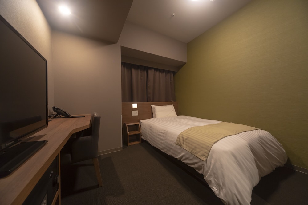 セミダブルルーム | 天然温泉　浪華の湯　ドーミーイン大阪谷町