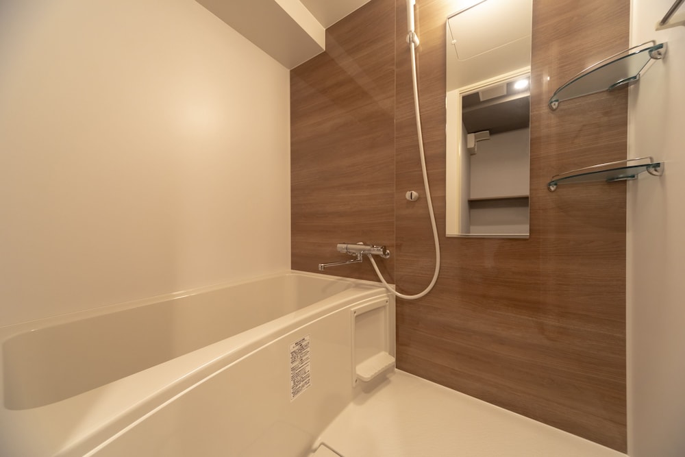 ハリウッドツインルーム　禁煙 バスルーム0 | 天然温泉　浪華の湯　ドーミーイン大阪谷町