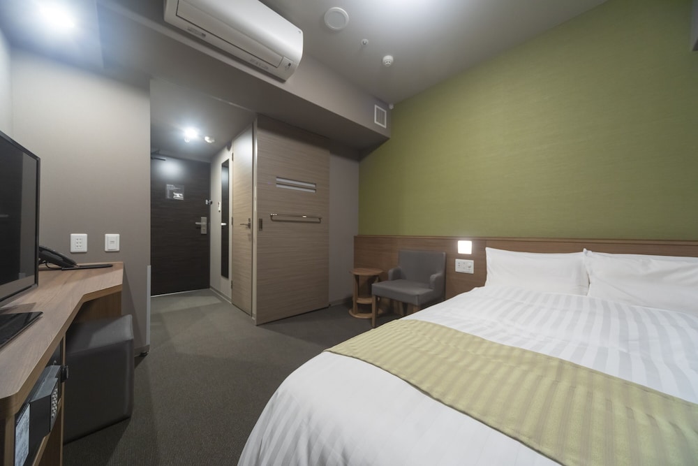 ダブルルーム 禁煙 客室1 | 天然温泉　浪華の湯　ドーミーイン大阪谷町