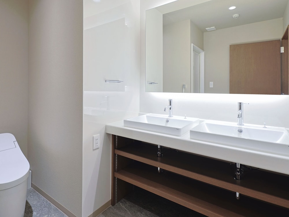 洋室+畳スペース·13歳以上宿泊可能 (ラウンジ利用付) 禁煙 客室2 | 富士河口湖温泉　時悠々楽游