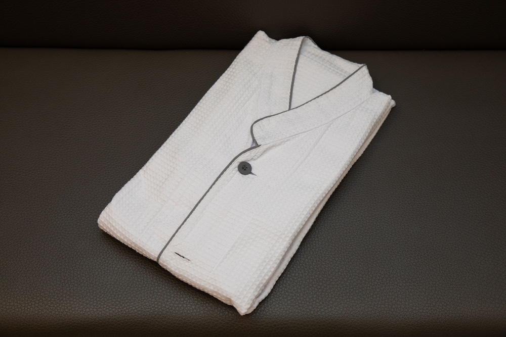 エコノミー ツインルーム 禁煙 客室の設備とサービス1 | ホテルアクシアイン大阪上本町