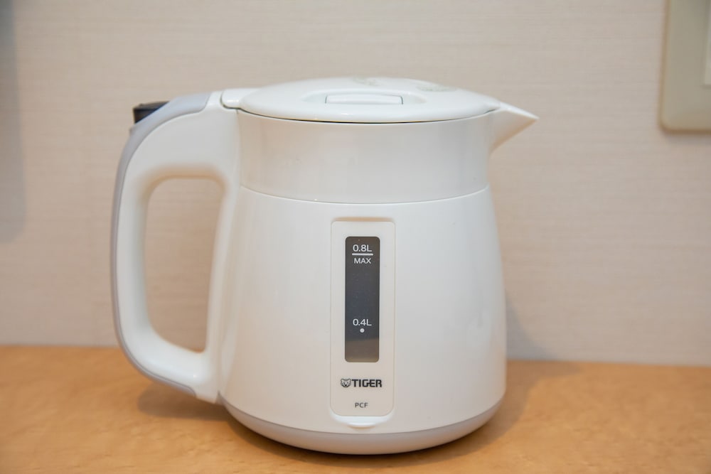 エコノミー ツインルーム 禁煙 客室の設備とサービス7 | ホテルアクシアイン大阪上本町