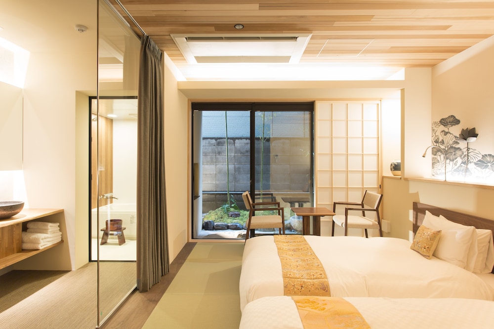 スーペリアツインルーム 庭付き 客室1 | 枳殻の杜（Kikoku no mori）