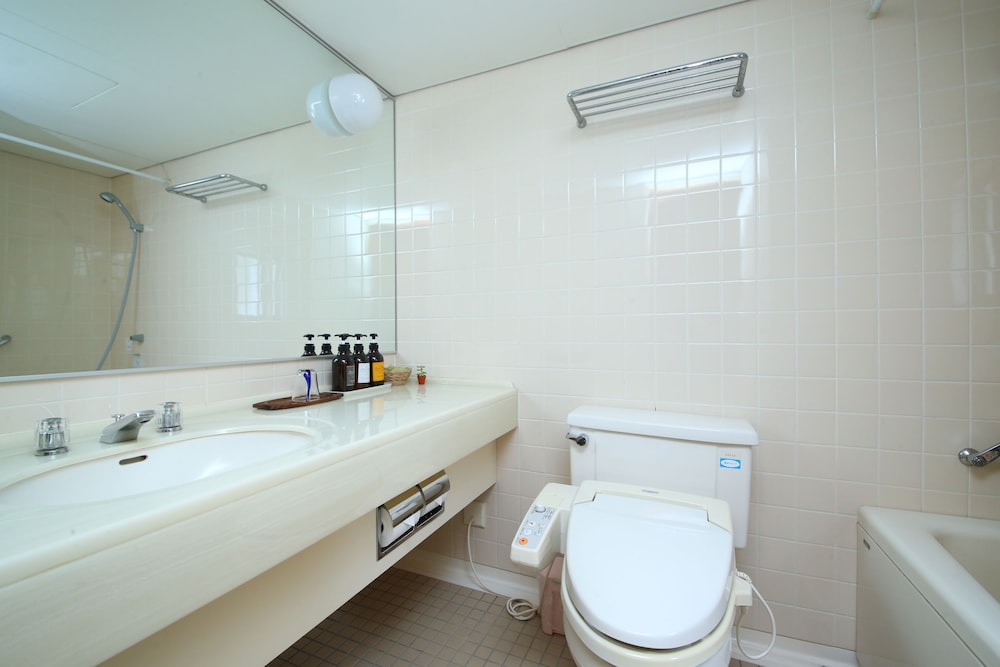 千日紅 ツインルーム, 禁煙 バスルーム0 | 華灯りの宿 加命の湯