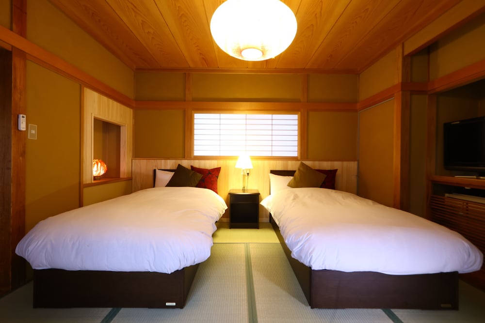 千日紅 ツインルーム, 禁煙 客室4 | 華灯りの宿 加命の湯