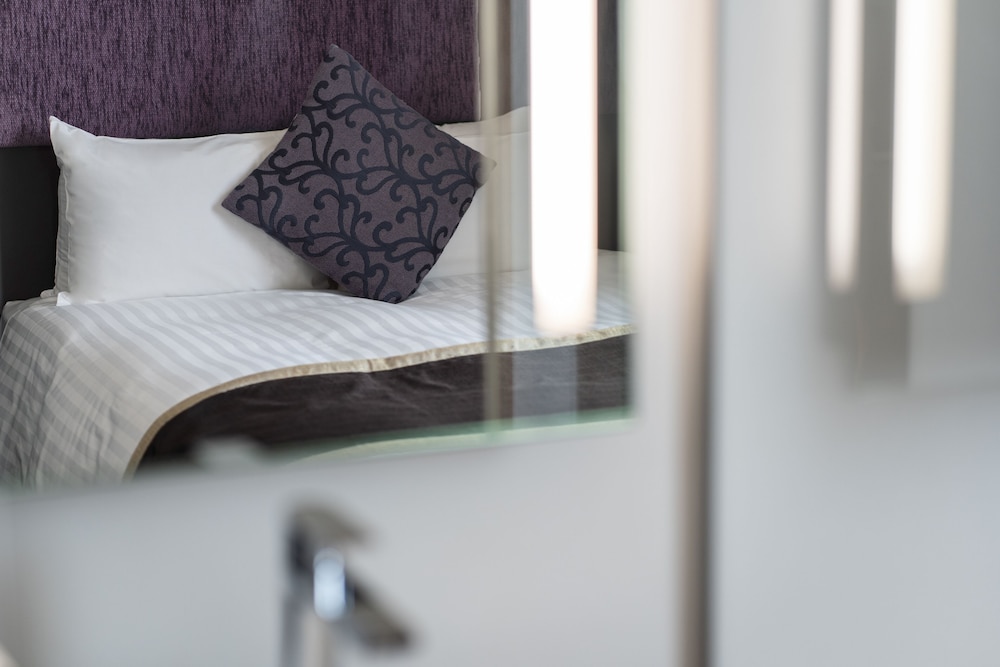 スタンダード ダブルルーム 禁煙 (2名様用) [18平米] 客室2 | ホテルビスタ広島