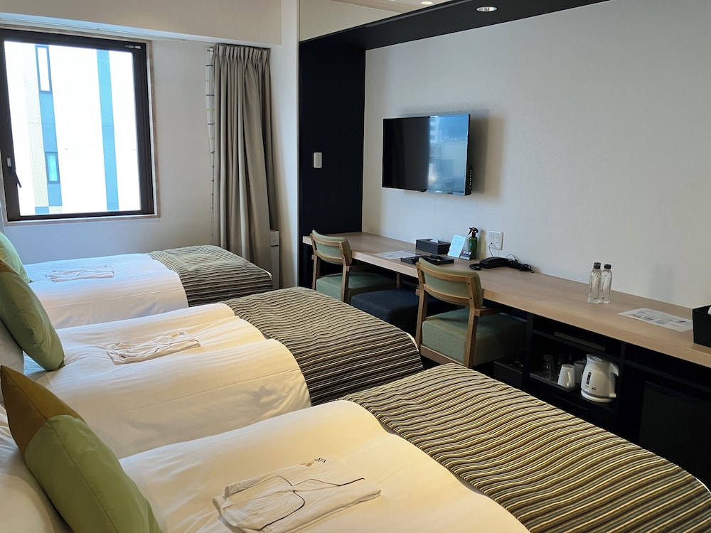 トリプルルーム 禁煙 [マイクロバブルトルネードジェットバス付] [27 平米] | ホテルビスタ広島